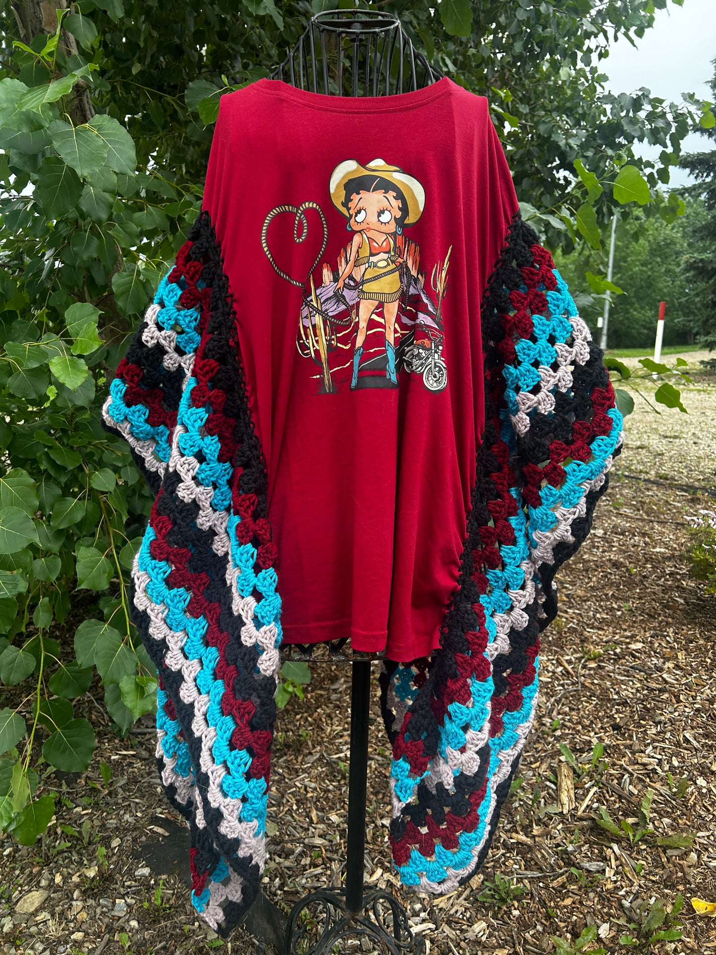 Crochet Tee Large